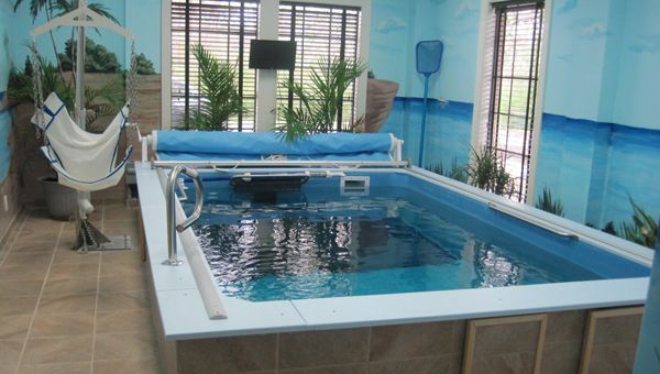 Aquatic Pool With Monitor